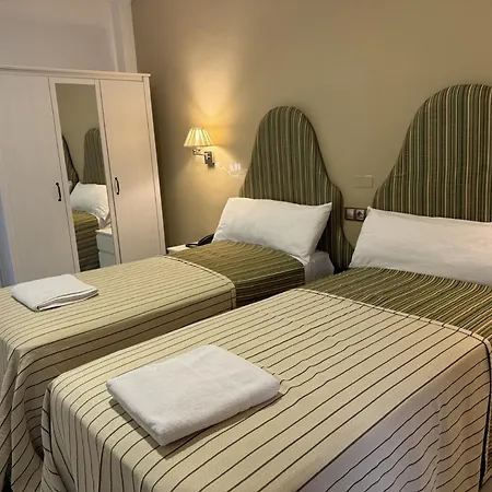 Rural La Alcanacia Hotel Zujar