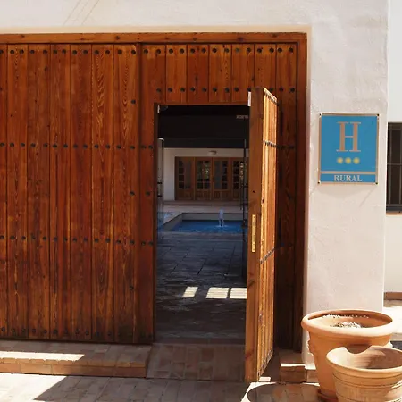 Rural La Alcanacia Hotel 3*