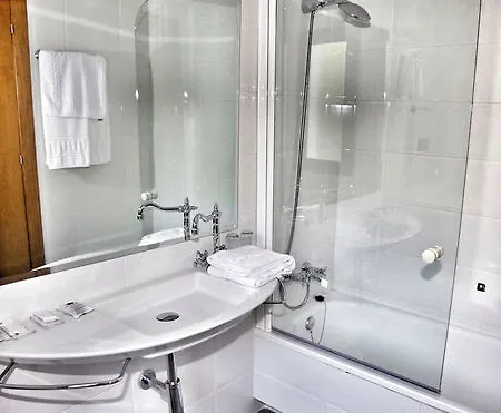 Hotel Rural La Alcanacia 3*